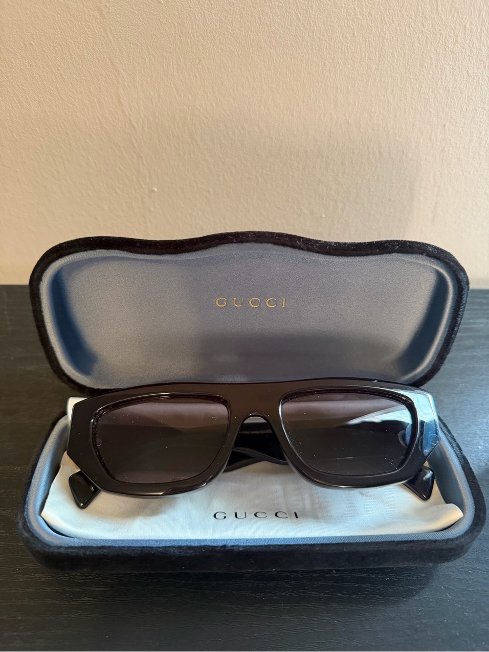 Gucci Black Men’s Rectangular Sunglasses with Branded Case